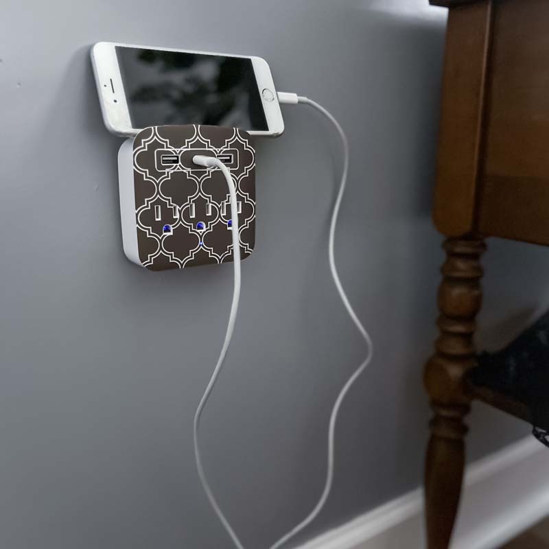 Glamsockets™ Surge Protector With Phone Holder