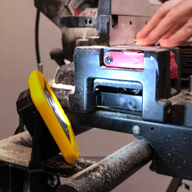Flipo 300 Lumen Work Light | 8-PC Display